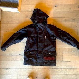 Ski/Snowboard Jacket - Burton - Youth L (10-12) - black on black stripe